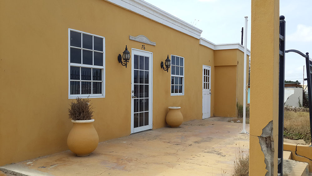 antriol vintage house